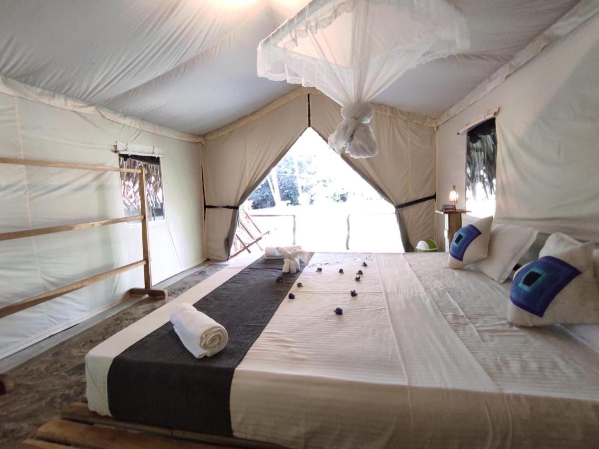 Jungle View River Camping Udawalawe Ngoại thất bức ảnh