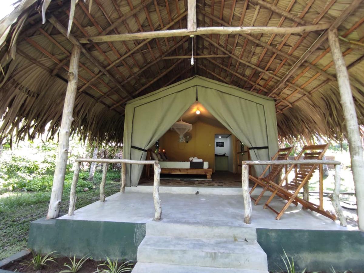 Jungle View River Camping Udawalawe Ngoại thất bức ảnh