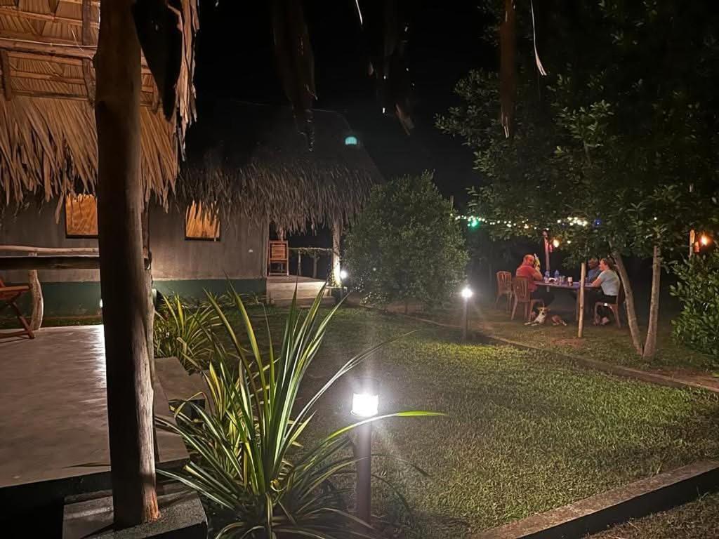 Jungle View River Camping Udawalawe Ngoại thất bức ảnh